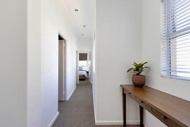 3 Bedroom Property for Sale in Green Point Western Cape